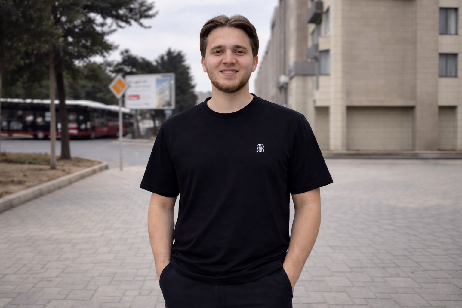 Sosyal medyada öne çıkan isimlerden biri: Cenab Ulvi