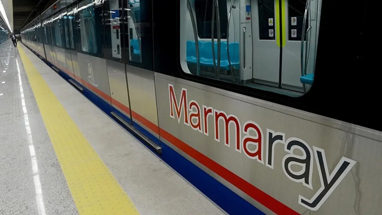 Marmaray’da Üzücü Olay: Göztepe Durağında Yaşanan Girişim Seferleri Aksattı