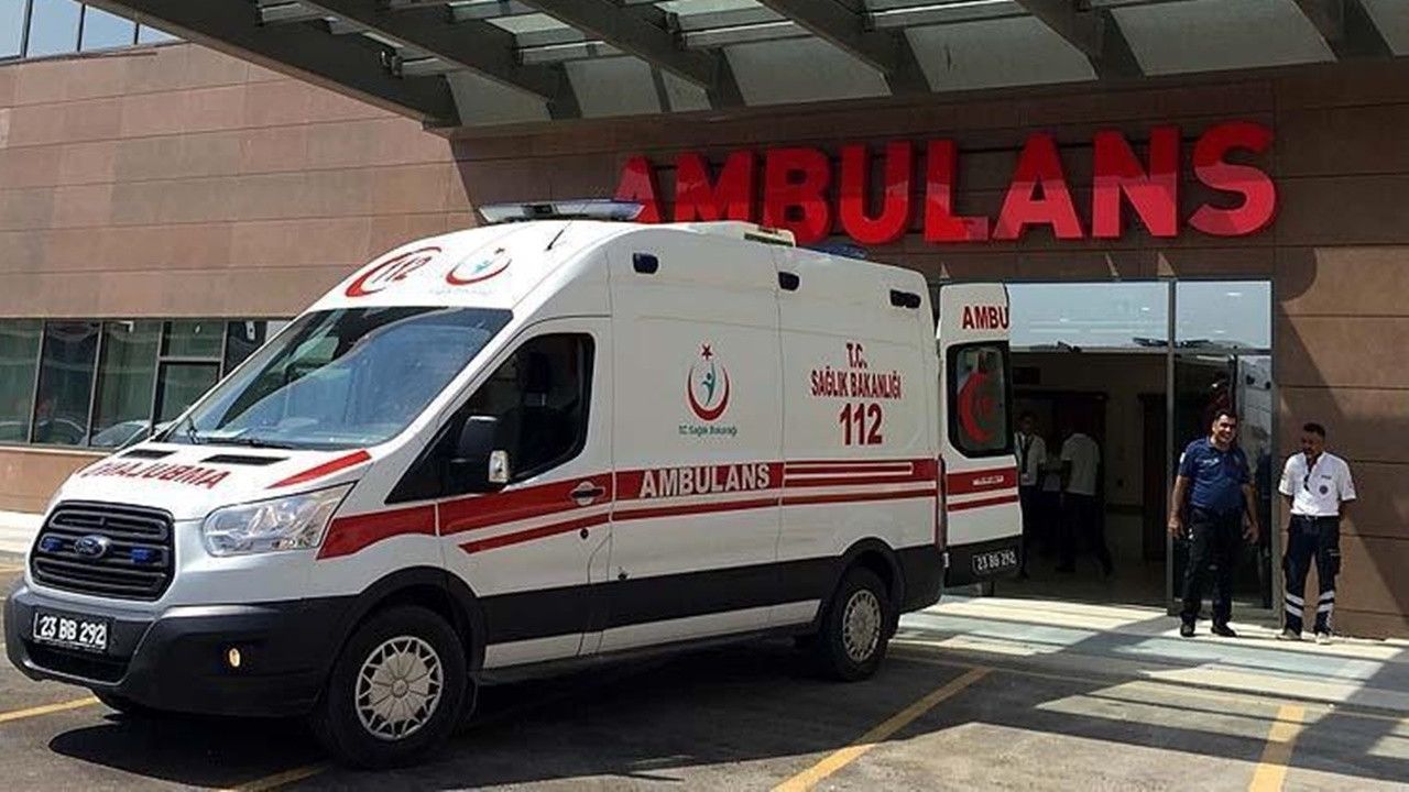 Okulda Yaprak Sarması Alarmı! Rahatsızlanan 12 Öğrenci Hastaneye Kaldırıldı