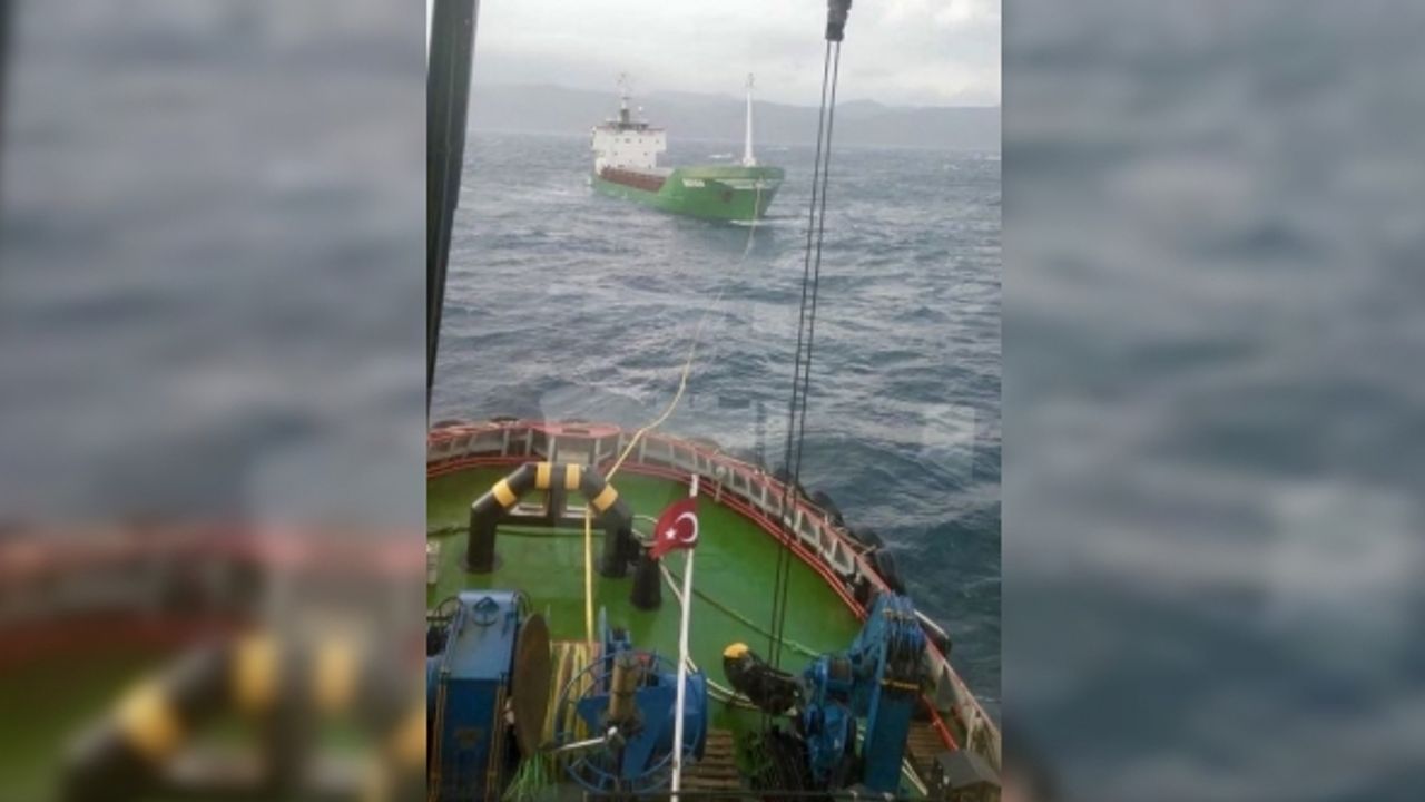 Çanakkale Boğazı’nda kuru yük gemisi makine arızası yaptı