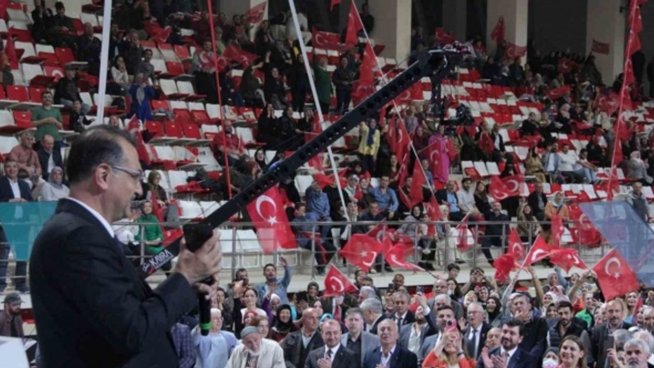 Cumhurbaşkanı Erdoğan: “Eskişehir pazar günü sandıkları patlatmaya hazır mı?”