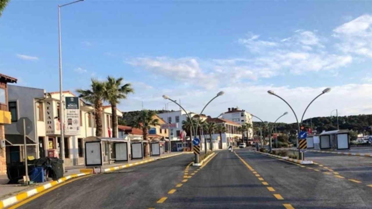 Balıkesir Büyükşehir Belediyesi Ayvalık’ın güzelliğine güzellik katıyor