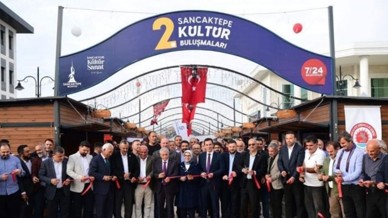 ’2. Sancaktepe Kültür Buluşmaları’ renkli görüntülerle başladı