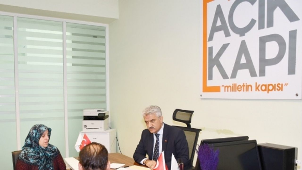 "Açık Kapı" masasına bu kez vali oturdu: Vatandaşların sorunları çözüme kavuşturuluyor