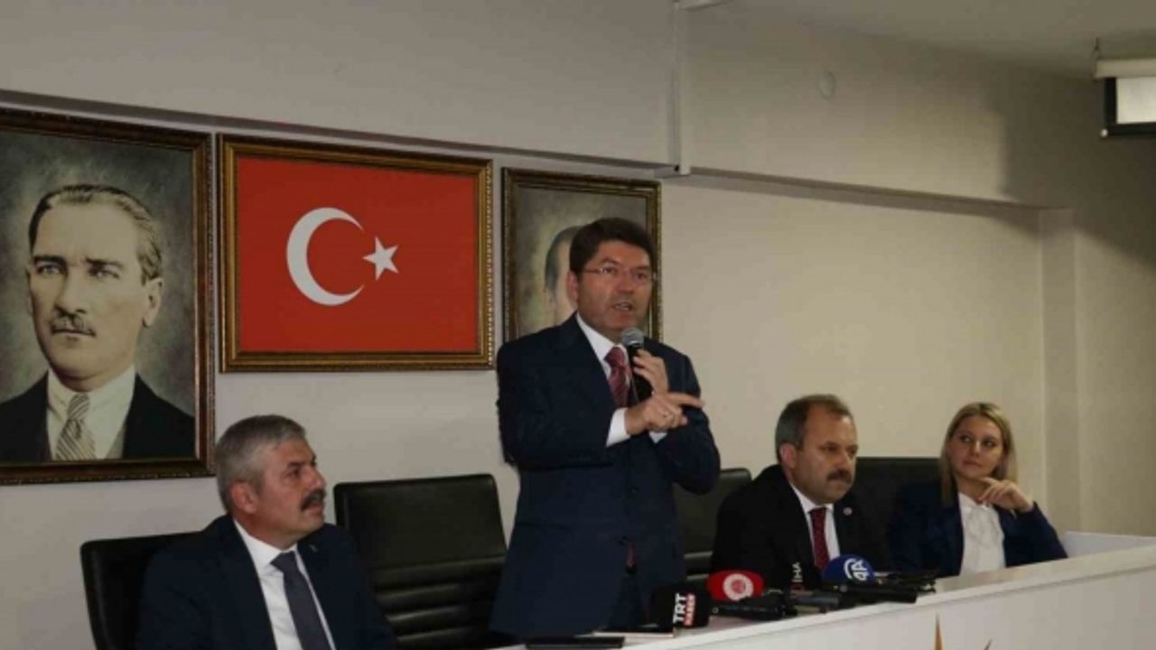 Adalet Bakanı Tunç: "İstanbul, son yılını kayıp olarak geçirdi, inşallah Mart seçimlerinden sonra telafi edilecek”