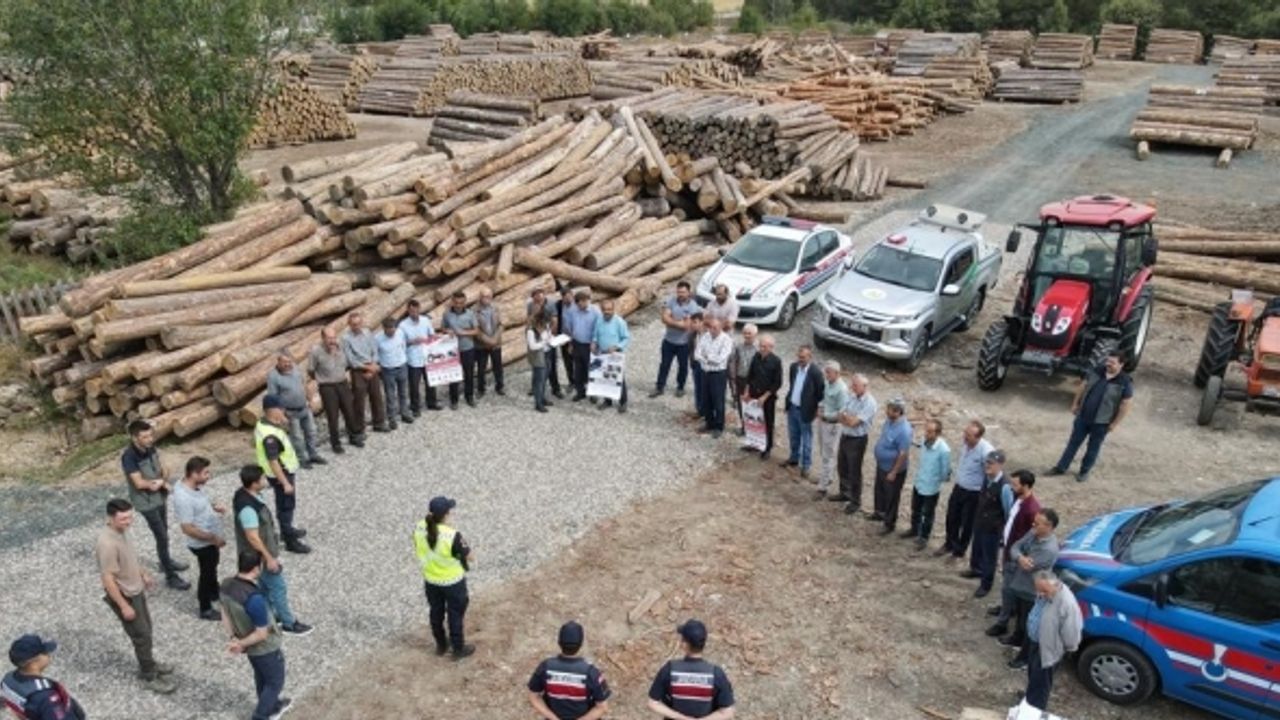 Artan iş kazalarını önlemek için jandarma ekiplerinden orman işçilerine eğitim