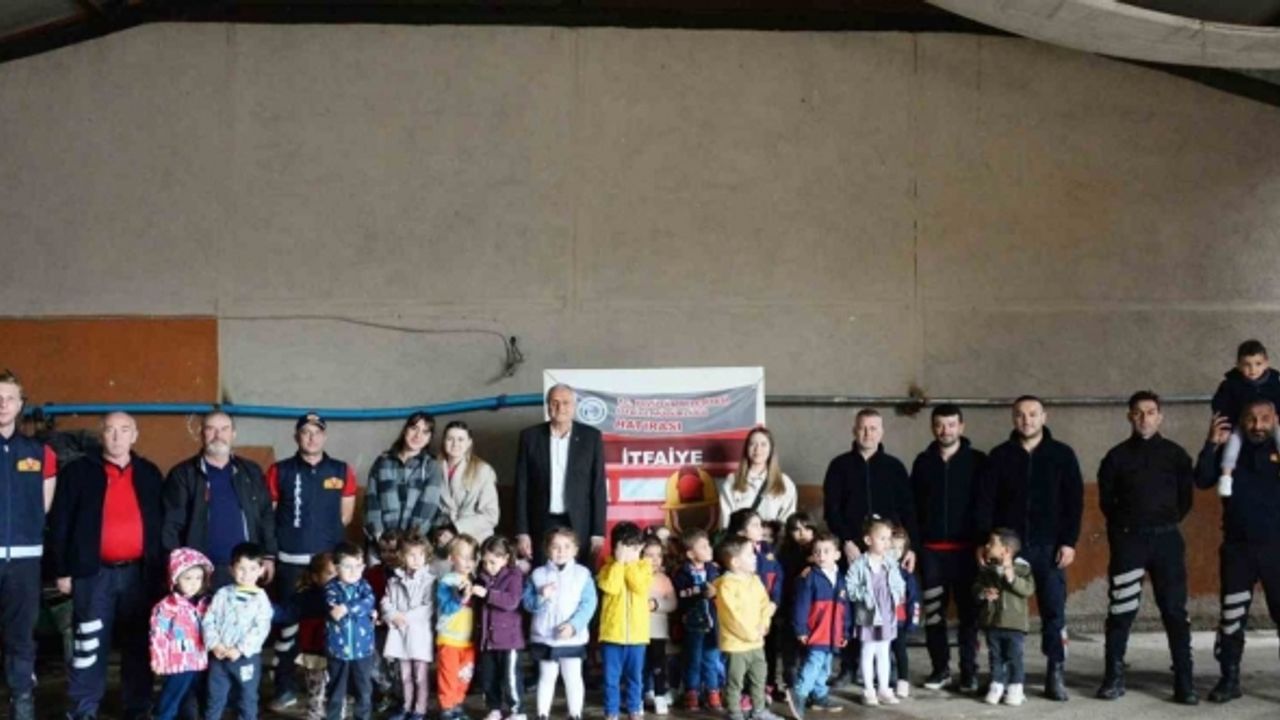 Başkan Bakkalcıoğlu İtfaiye Haftası’nı minik öğrencilerle birlikte kutladı