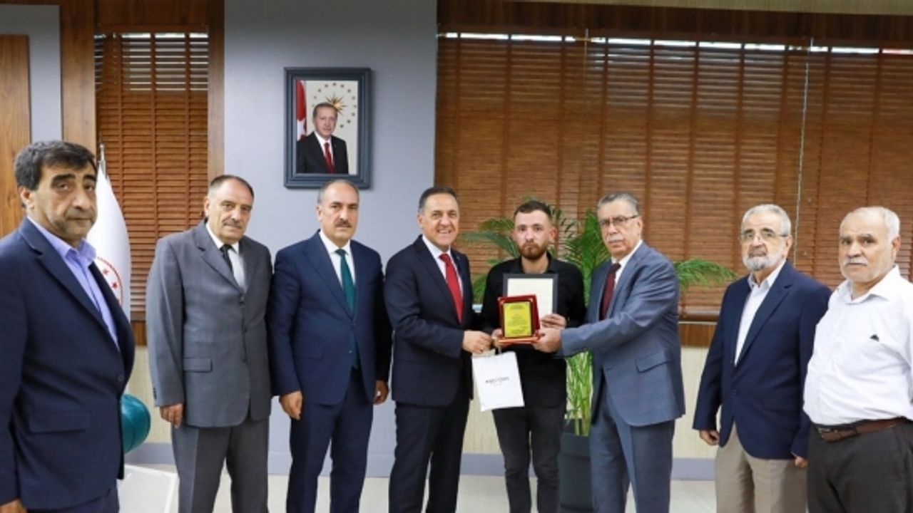 Bingöl Valisi Usta: ’’Ahilik kurumu, insanı ve insani değerleri esas alan mümtaz bir kurumdur’’