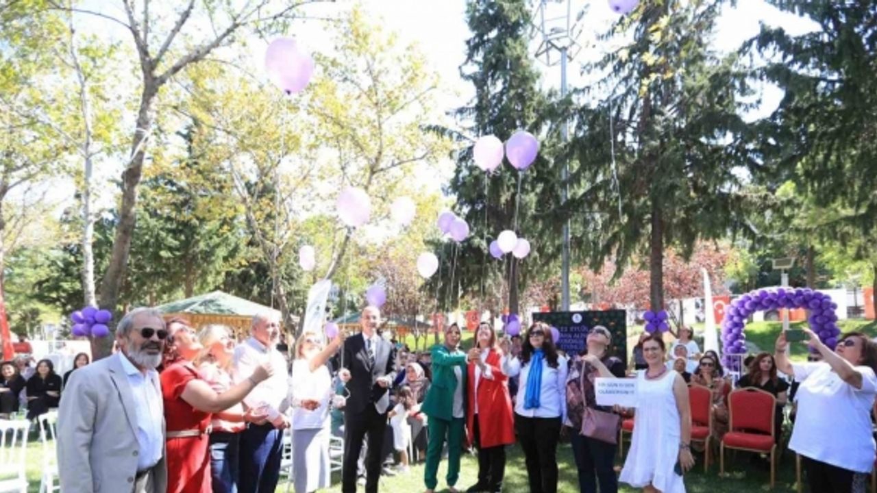 Bölgenin en modern Alzheimer merkezinde farkındalık etkinliği