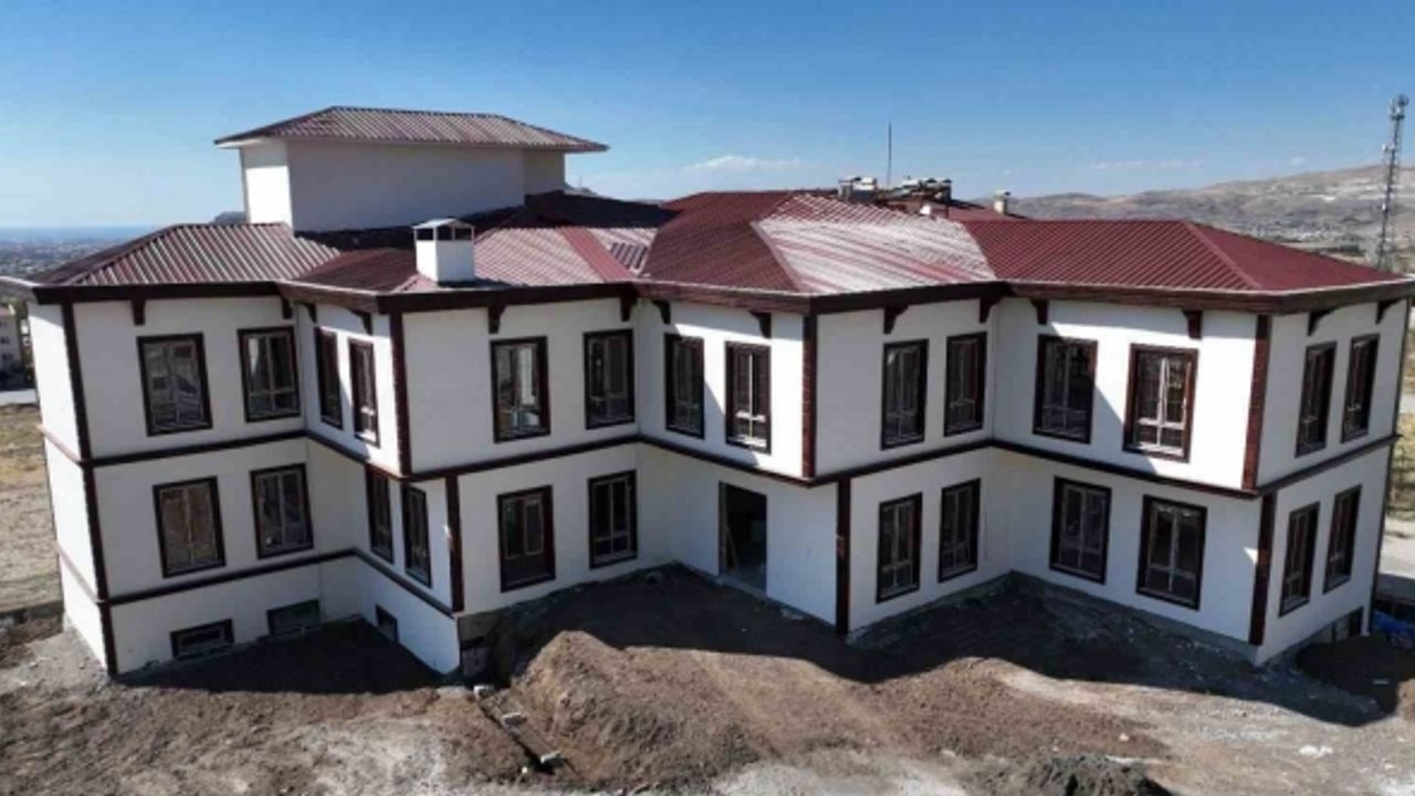 Bostaniçi yaşam merkezi açılış için gün sayıyor