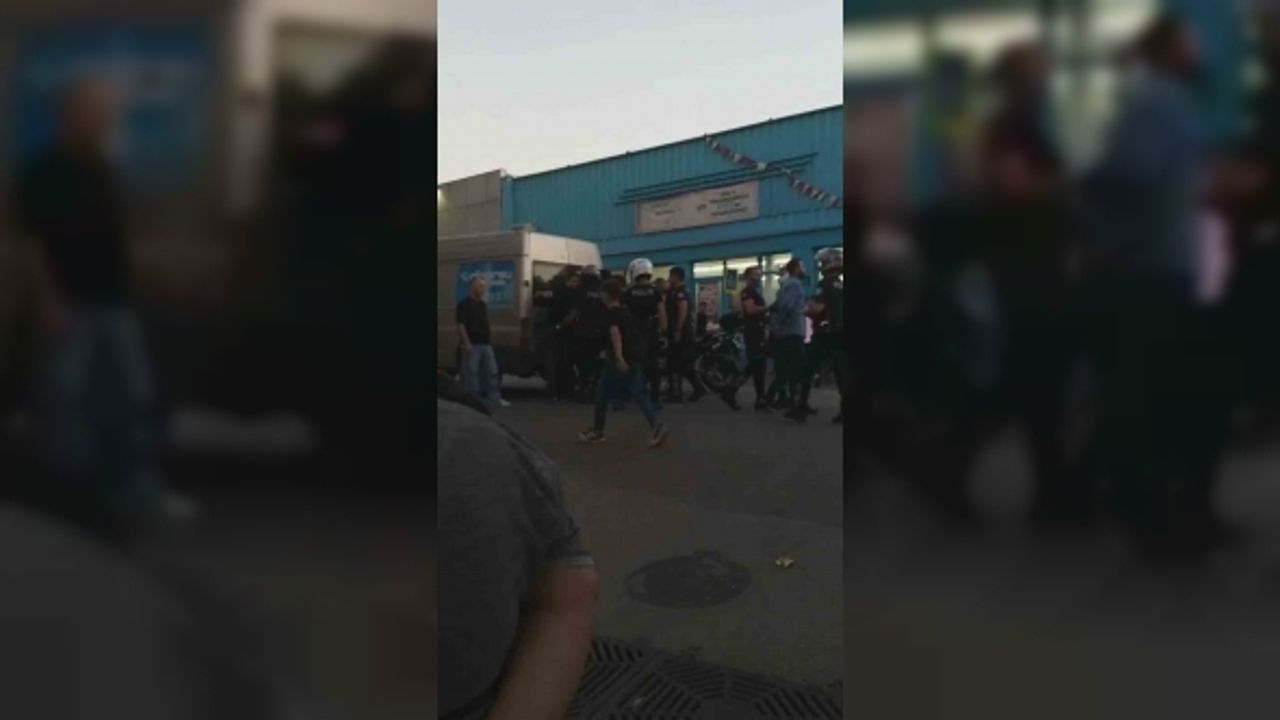 Bursa’da alacak verecek kavgası kanlı bitti : 2 yaralı