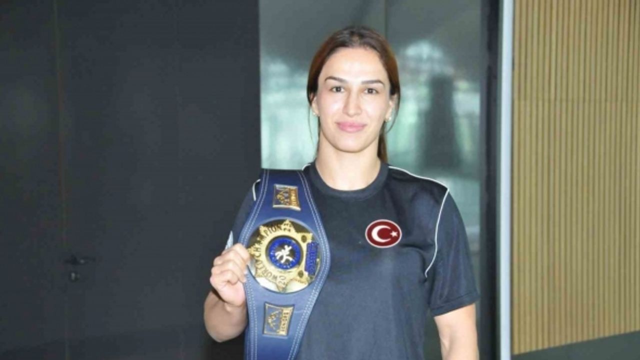 Buse Tosun Çavuşoğlu: "Ülkeme olimpiyat kotası ve dünya şampiyonluğu kazandırdım"