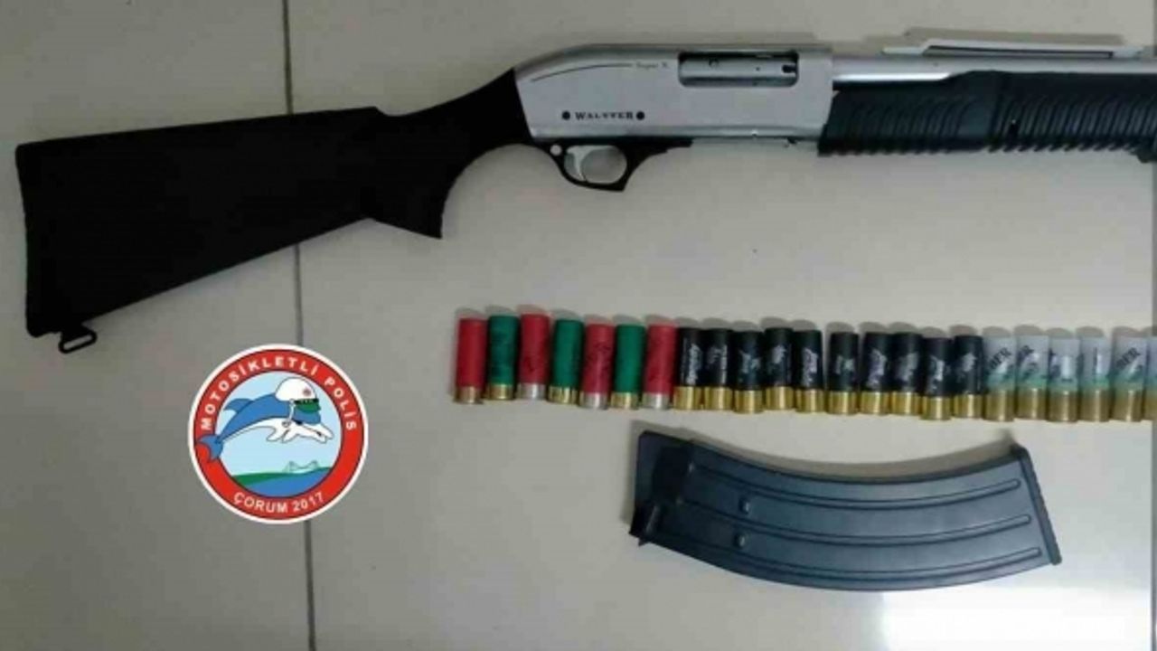 Çorum’da şok uygulamada çok sayıda silah ele geçirildi