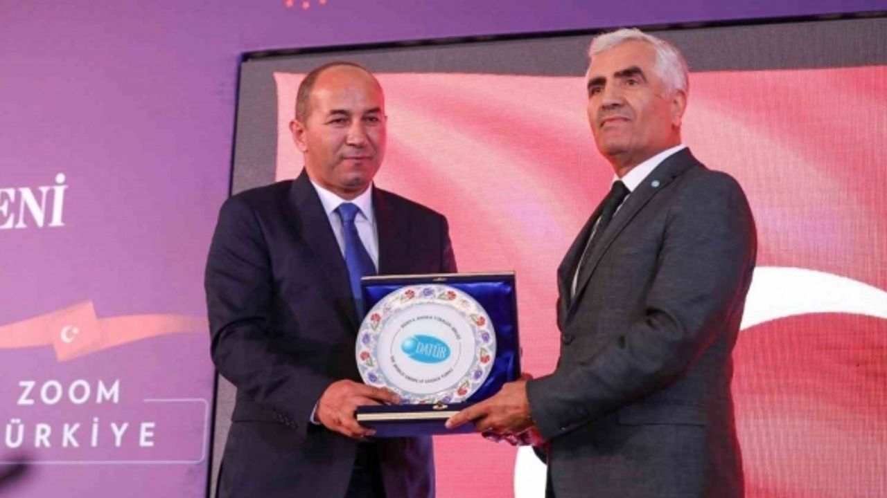 DATÜB heyeti, "27. Zoom Uluslararası Haber Görüntüleri Ödül Töreni"ne katıldı