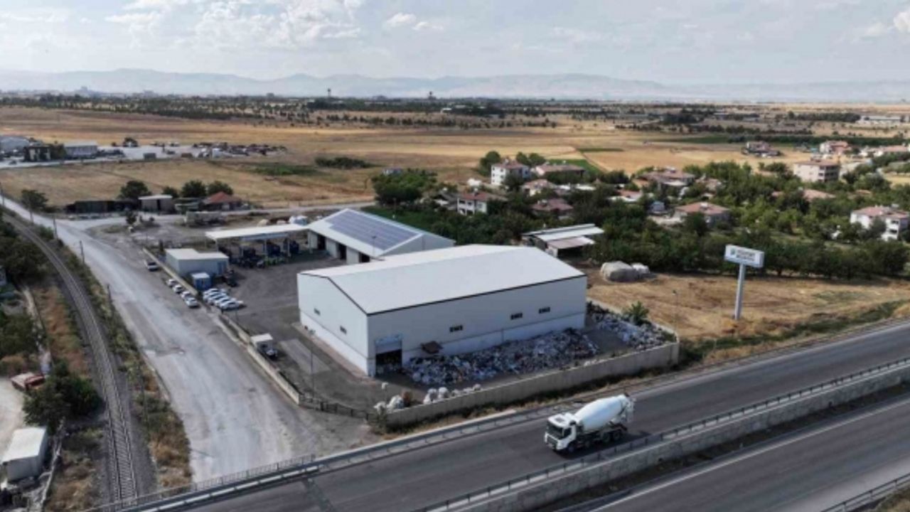 Deprem bölgesi Malatya’da 3 milyon kilo atık geri dönüşüme kazandırıldı