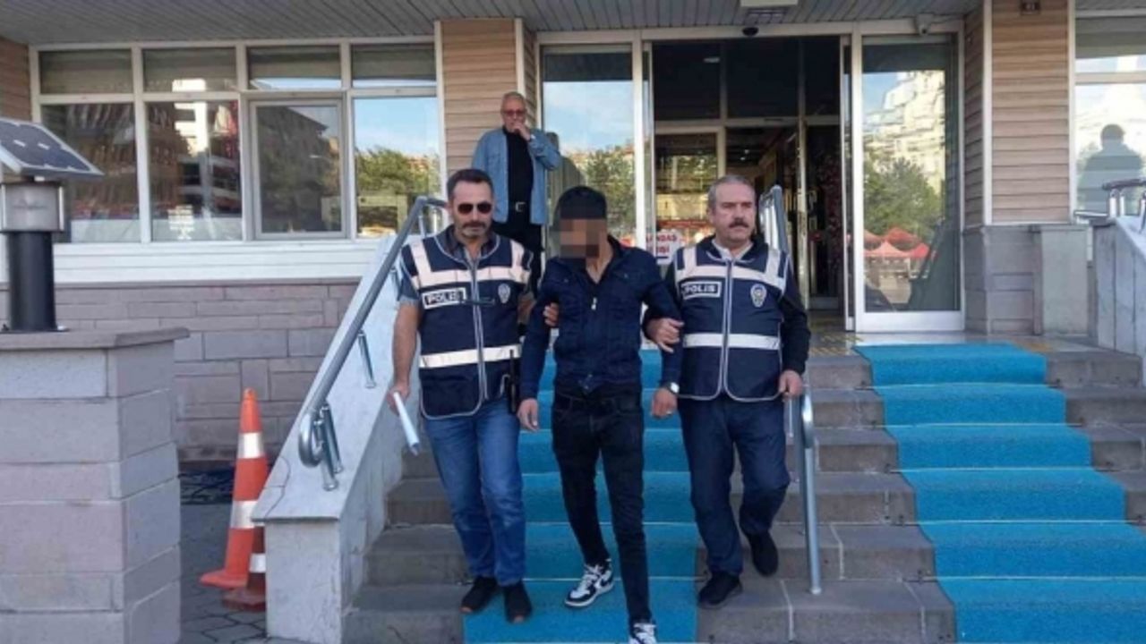 Devlet kurumları ile ilgili aşağılayıcı içerik paylaştı, gözaltına alındı