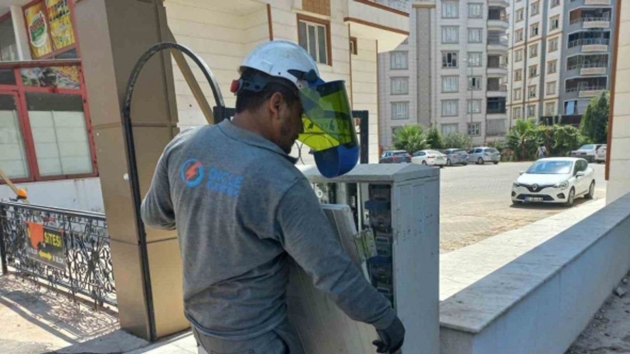 Dicle Elektrik 15 bini aşkın elektrik panosunu onardı