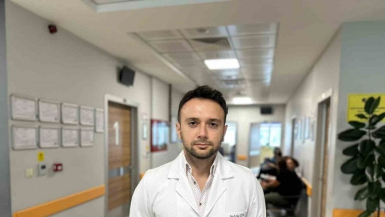 Doktor sigarayı bıraktırmada başarının yollarını anlattı: “Asıl başarımızın sebebi seans sıklığımız”