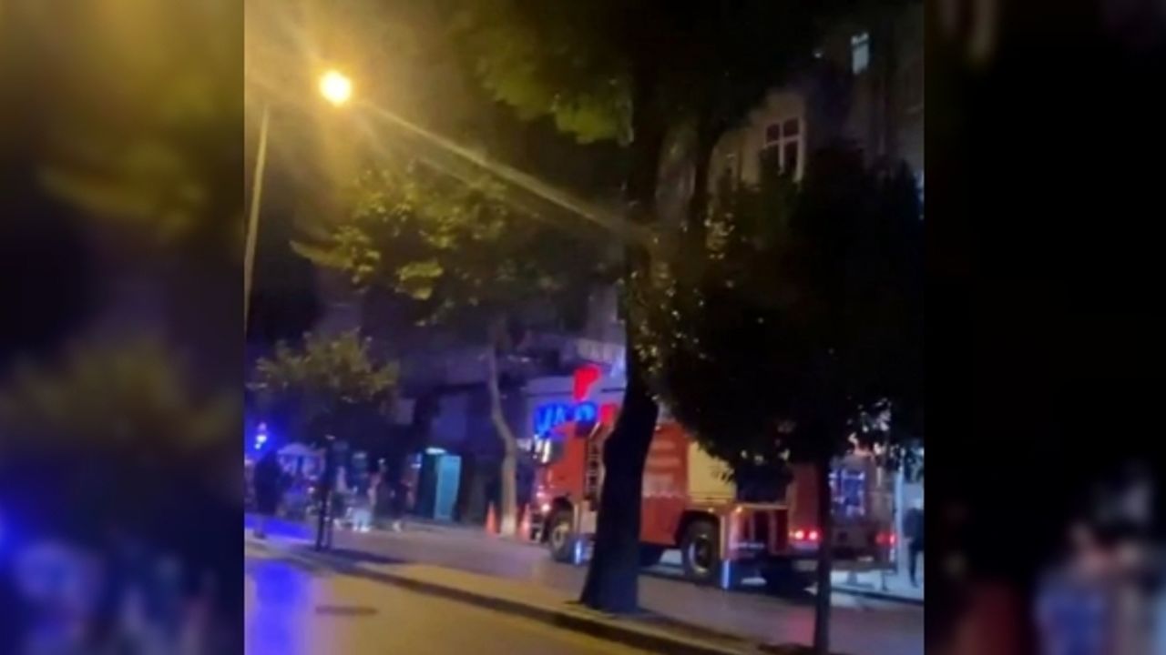 Evinin anahtarını evde unutunca olanlar oldu: Balkondan evine girmek istediği esnada sıkıştı