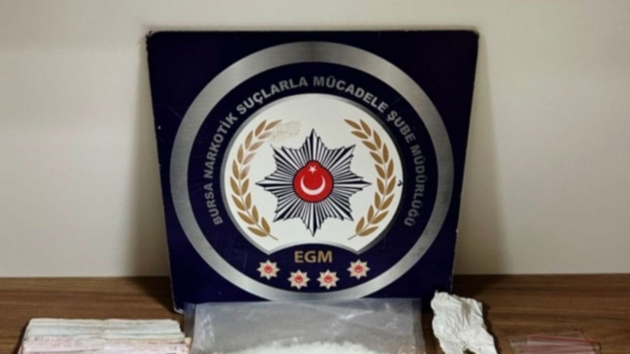 İçişleri Bakanı Yerlikaya: “16 ilde düzenlenen uyuşturucu operasyonlarında 99 zehir taciri yakalandı”