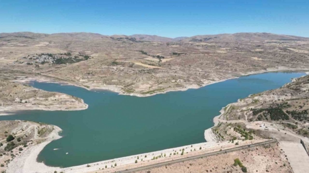 İki barajın buluşmasına sayılı günler kaldı, Sivas yeni yılda su sorunu yaşamayacak