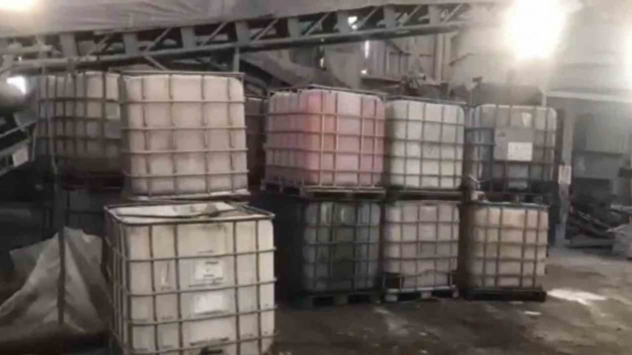 İzmir’de 65,8 ton kaçak karışımlı akaryakıt  ele geçirildi