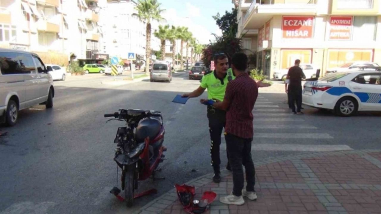 Kazayı kendisi yapmış gibi göstermesini isteyince polisin tepkisiyle karşılaştı