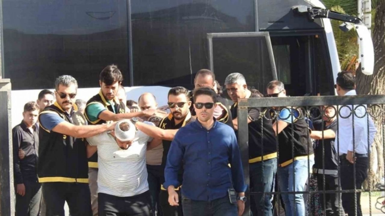 Kilis’te polise mukavemette bulunan 10 şüpheliden 1’i tutuklandı