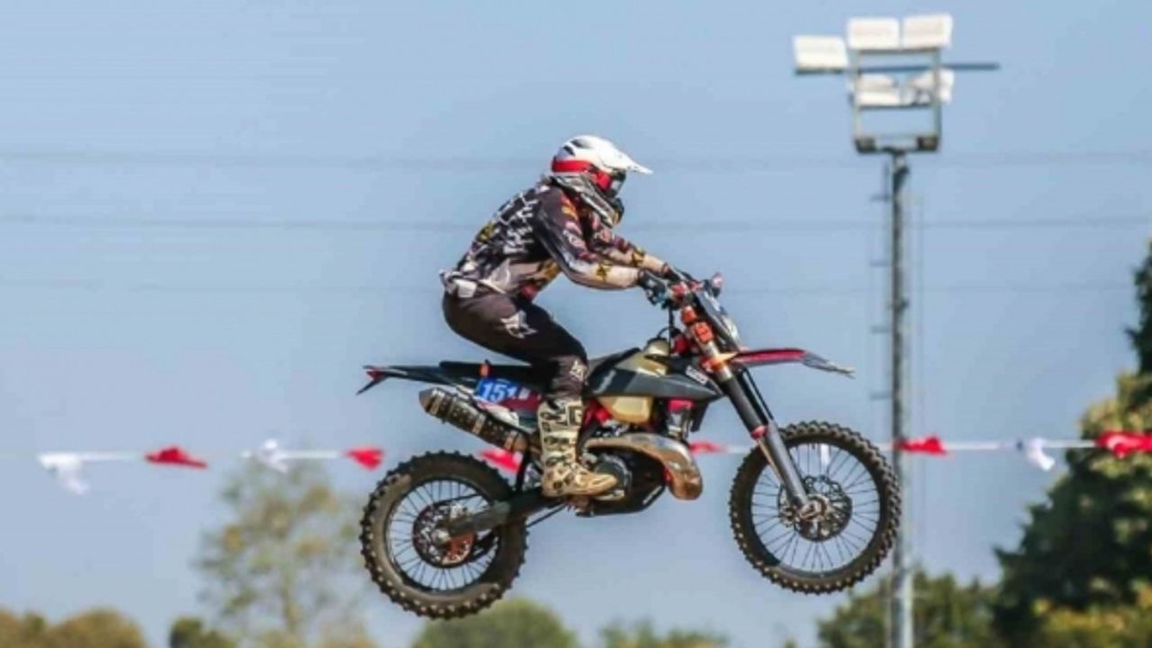 Kocaeli’de gerçekleşen enduro ve ATV şampiyonası nefes kesti