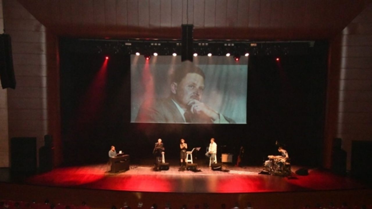 Nazım Hikmet Mersin’de, 60. ölüm yıl dönümünde caz şarkılarıyla anıldı