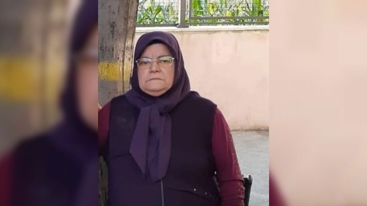 Önce motosiklet ardından da otomobilin çarptığı kadın toprağa verildi