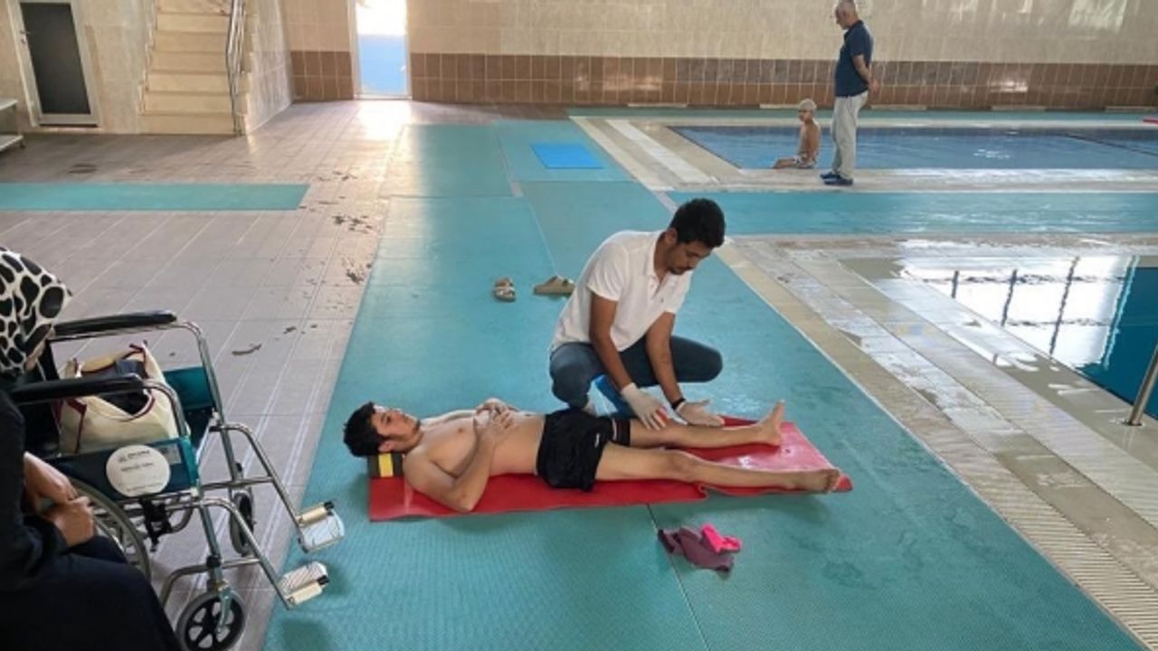 Sağlıklı yaşam ve spor kompleksinde depremzedelerin yaraları sarılıyor