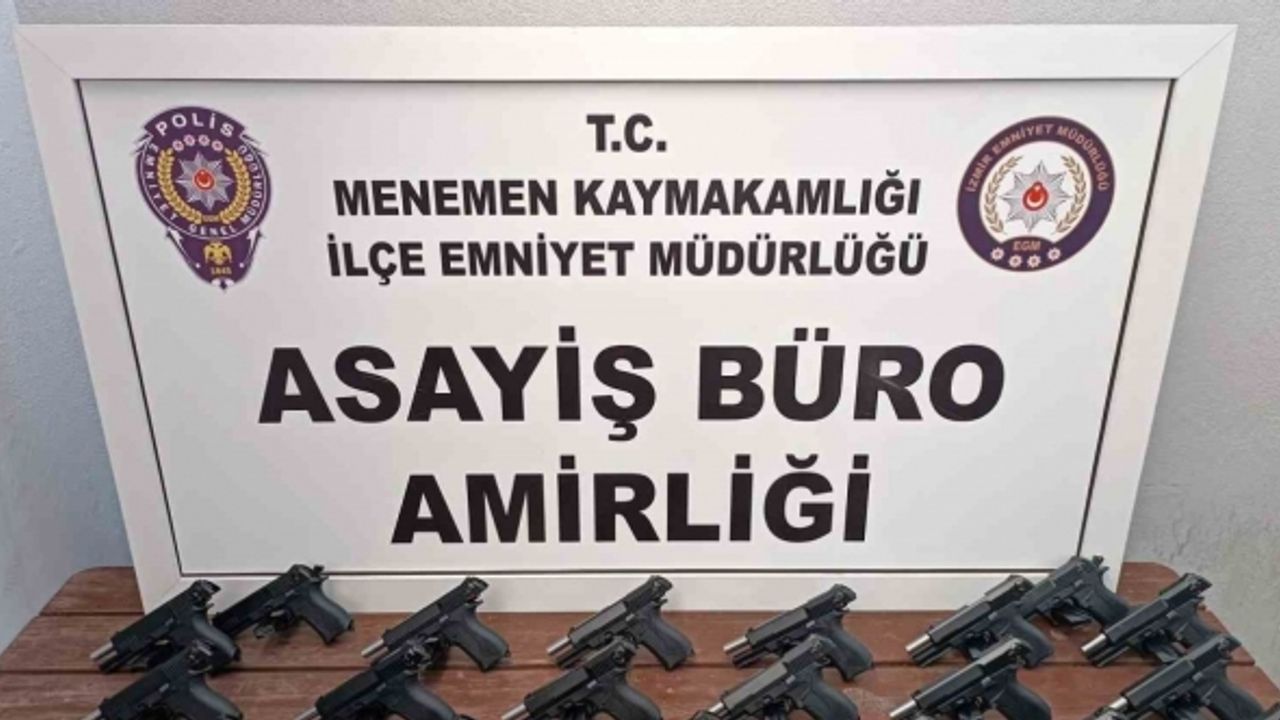 Suç makinesi sahte kimlikle silah ticareti yaparken yakalandı