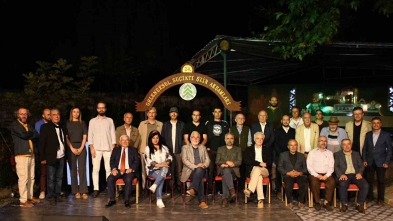 Suçıktı Şiir Akşamlarına şiir severler büyük ilgi gösterdi