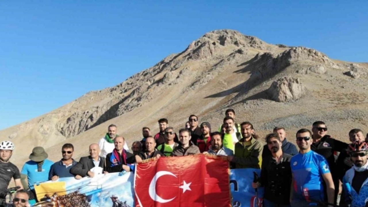 Terörden arındırılan 3 bin rakımlı Mereto Dağı’nda festival coşkusu