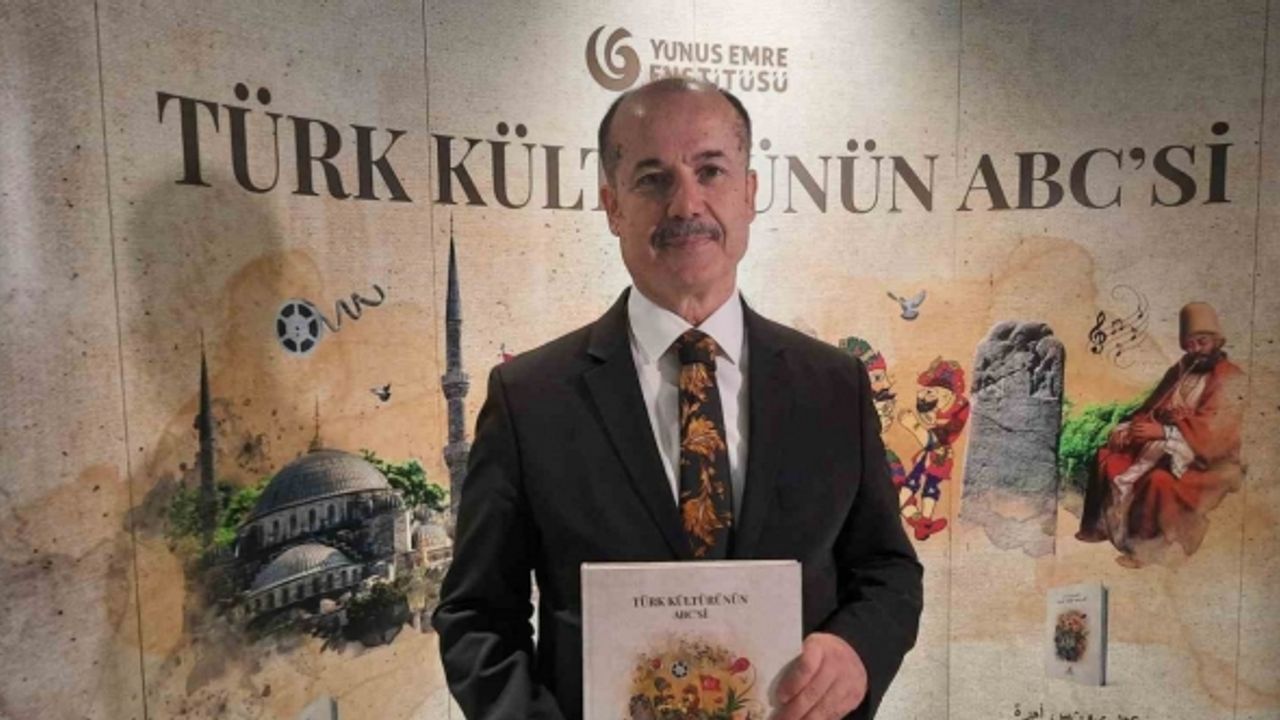 Türk kültürünün değerleri “Türk Kültürünün ABC’si” kitabıyla uluslararası arenaya taşınıyor