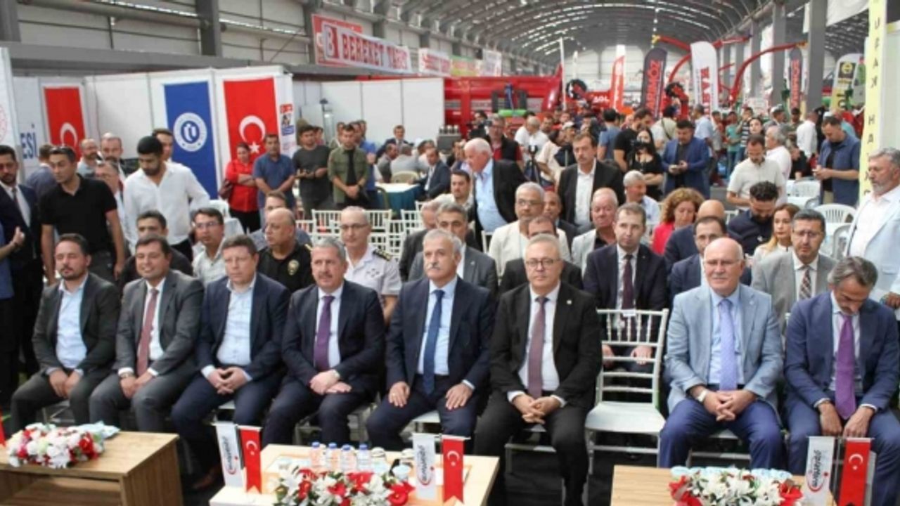 Uşak "Tarım ve Hayvancılık Teknolojileri Fuarı" kapılarını açtı