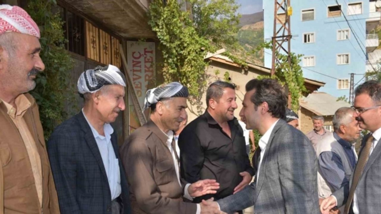 Vali Yardımcısı Karadağ Irak’ın sıfır noktasındaki köylerde yapılan çalışmaları yerinde inceledi