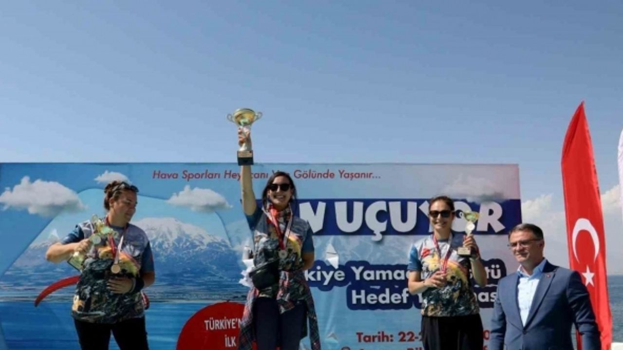 Van Yamaç Paraşütü ve Paramotor Hedef Şampiyonası sona erdi