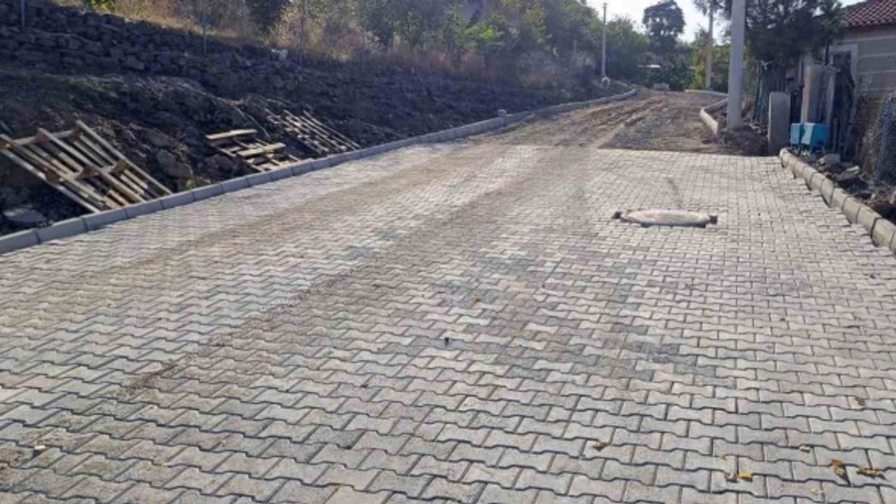 Yağmurlar’ın 13 milyonluk yatırımında üstyapı çalışmaları devam ediyor