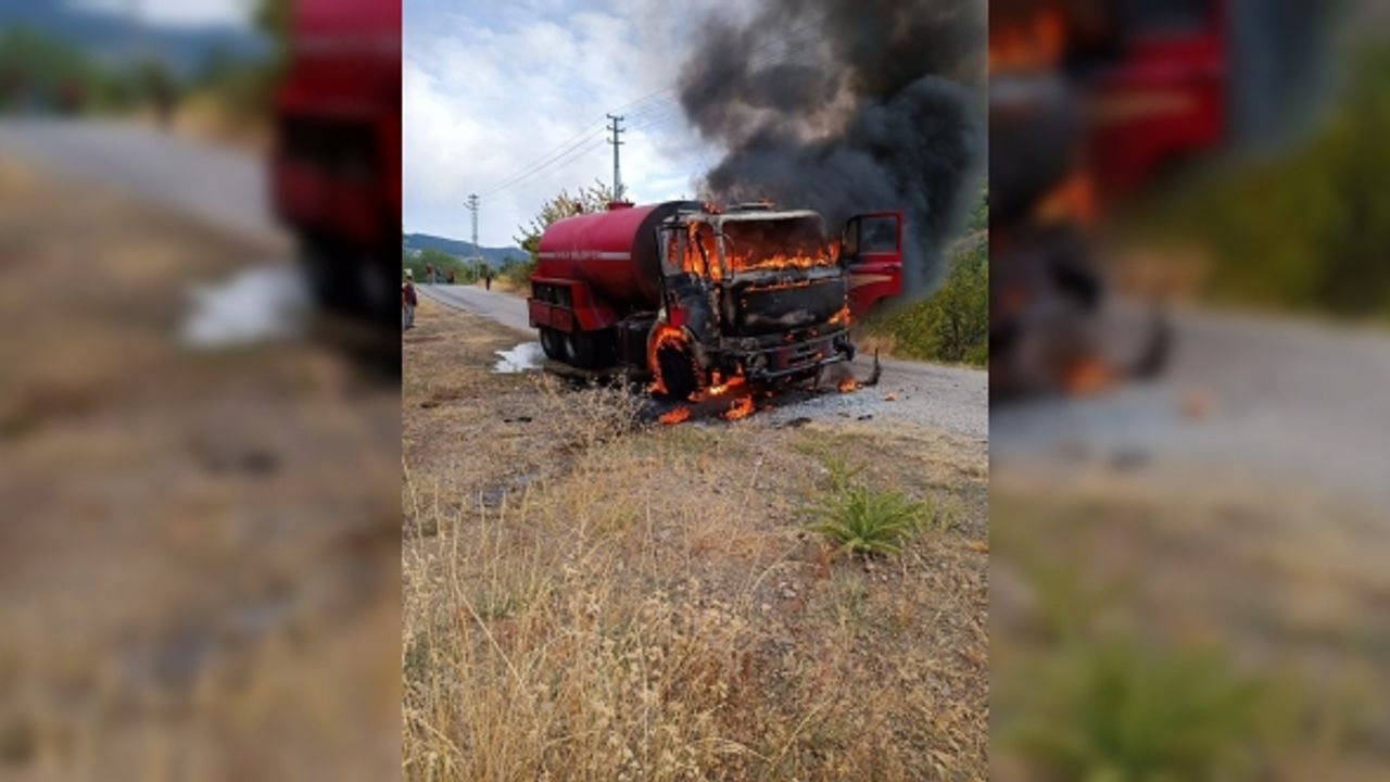 Yangına müdahale için köye giden itfaiye aracı yolda yandı