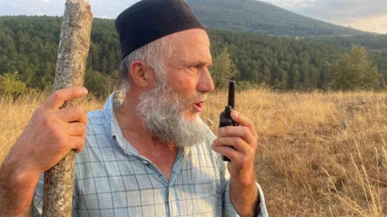 Bu köyde yaşayanlar birbirleriyle telsizle iletişim kuruyor