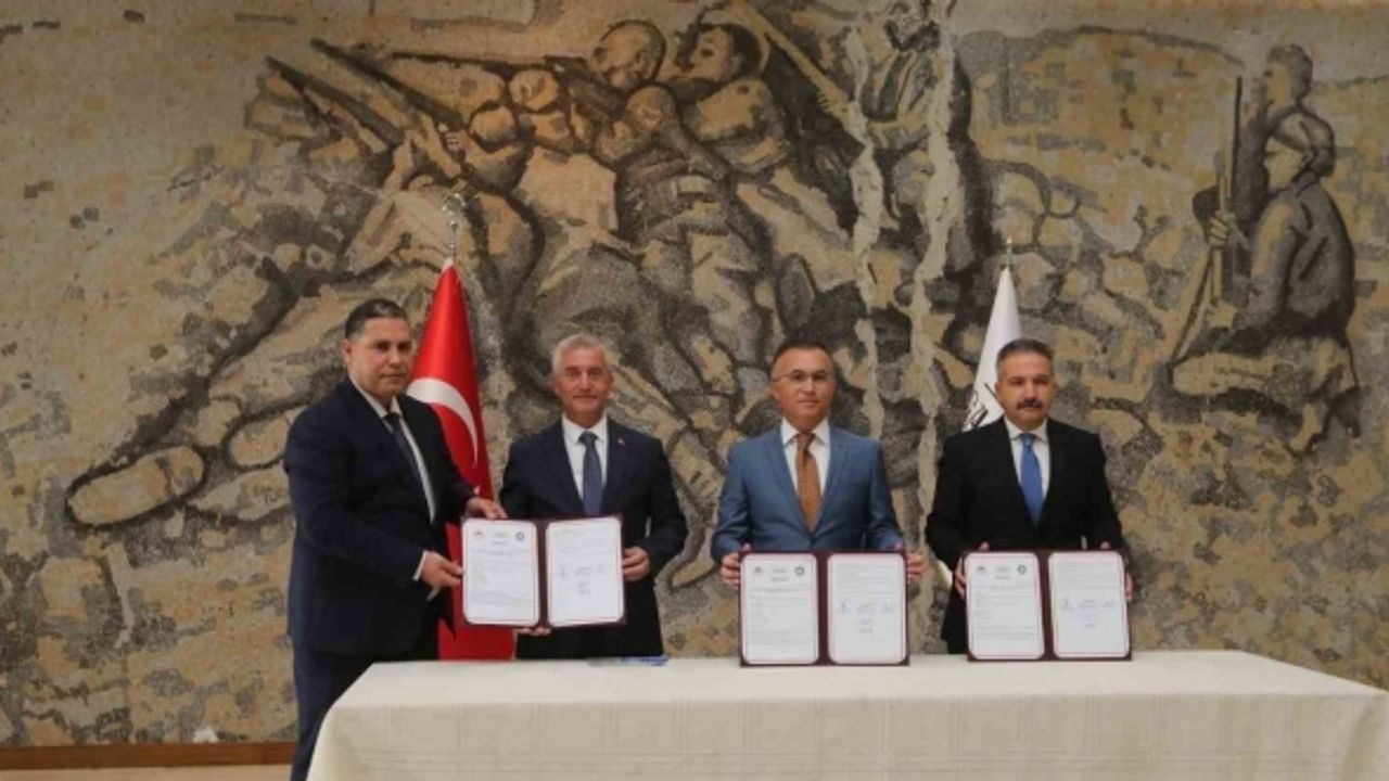 Çiftçilere 35 milyon kilogramlık arpa, buğday tohumu ve gübre desteği