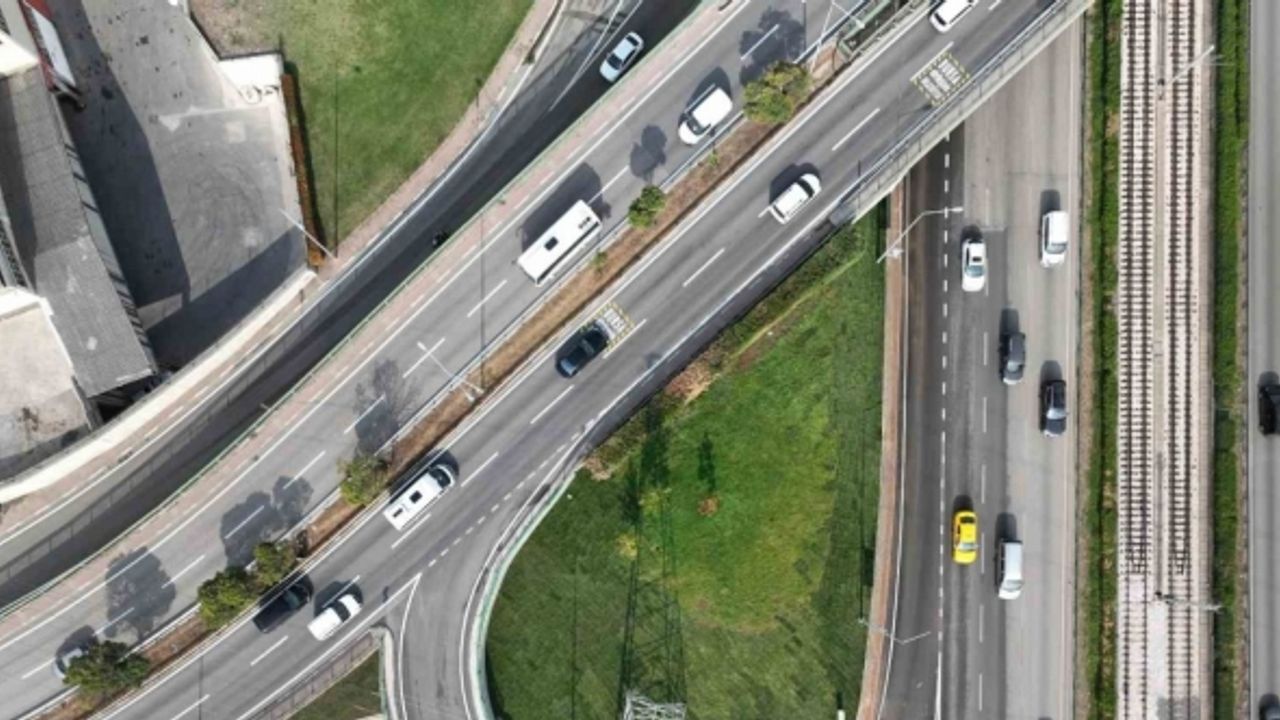 Filament Kavşağı’nda ilave dönüş kolu bölge trafiğine nefes aldırdı
