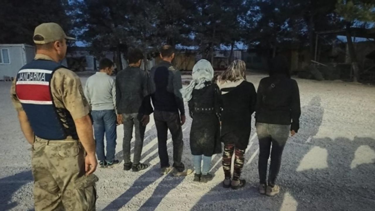 Kilis’te 6 düzensiz göçmen yakalandı