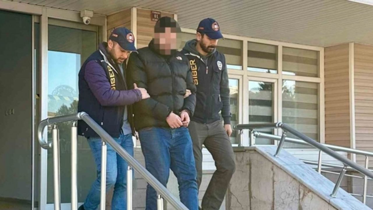 3 yıl 4 ay kesinleşmiş hapis cezasıyla aranıyordu, siber polise yakalandı