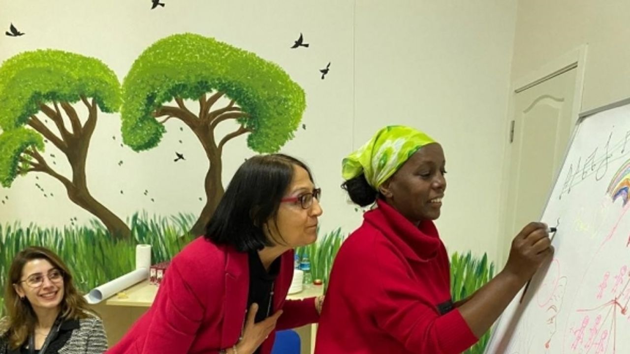 Anadolu Üniversitesi Sosyal Hizmet Bölümü’nden kadın mültecilere destek