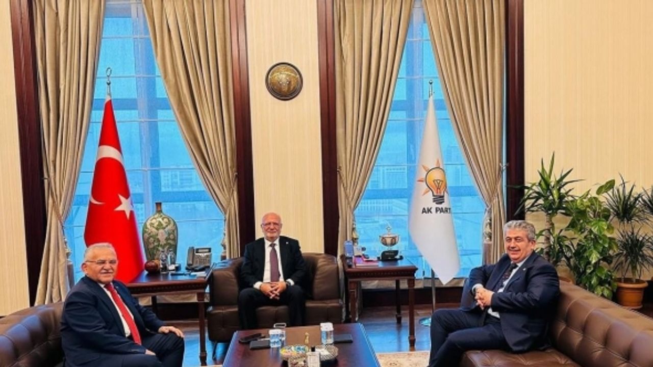 Başkan Büyükkılıç’tan, Ak Parti Genel Başkan Vekili Mustafa Elitaş’a ziyaret