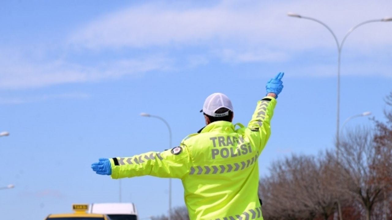 Bilecik’te 3 bin 500 kilogramdan ağır araçlara yasak geldi