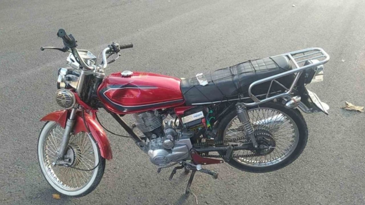 Çorum’da motosiklet ve ticari araç çarpıştı: 1 yaralı